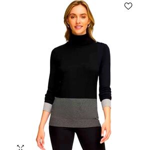 Women’s Turtleneck Calvin Klein Sweater - Black and Gray - Size M - NWT
